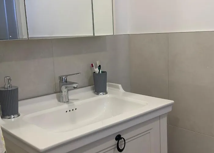 Bogazici Is Centrally Located بيت للعطل